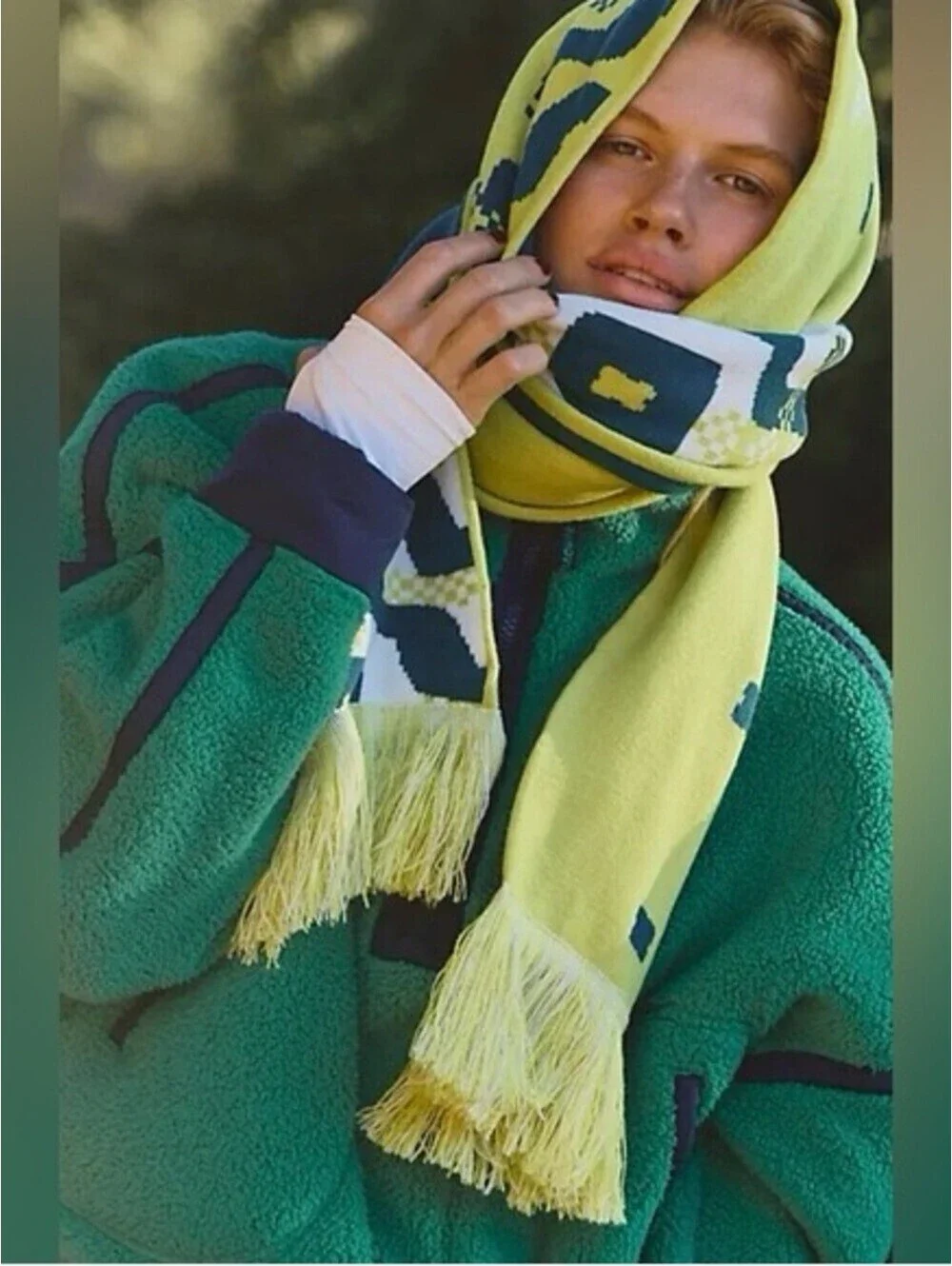 1482.FREE PEOPLE Big League Reversible Scarf in Honeydew Chartreuse One size NWT